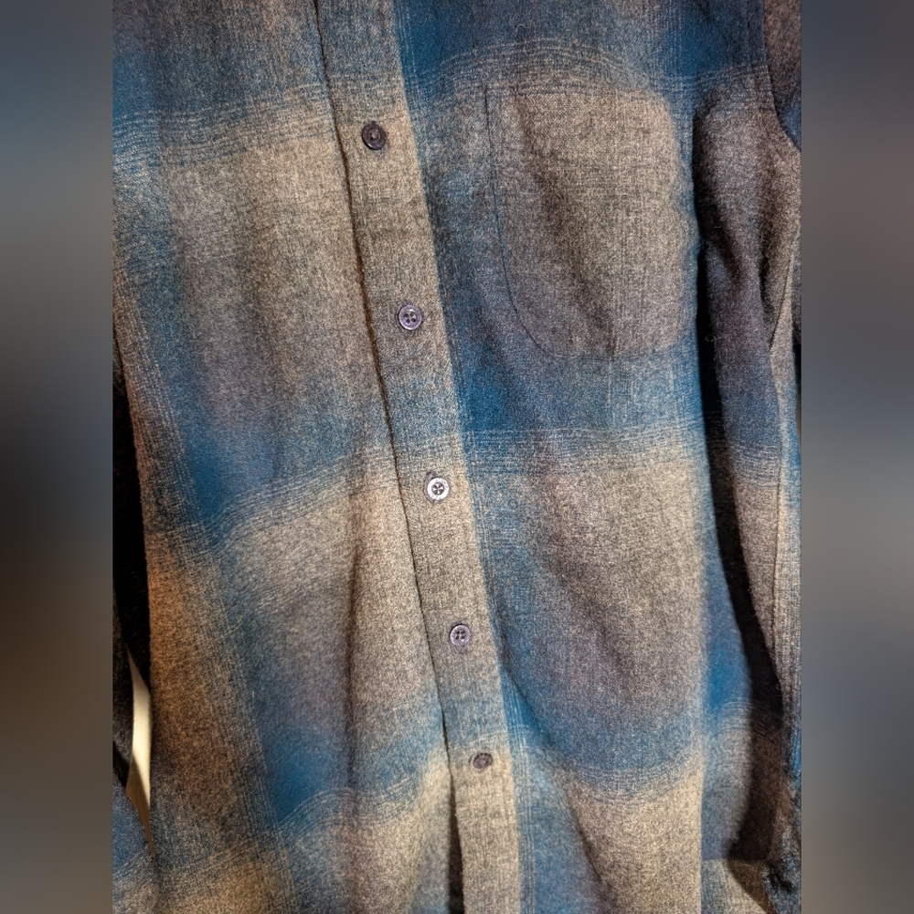 Pendleton Lodge Shirt 100% Virgin Wool. Plaid Blue & Charcoal Gray. Vtg, Small - Picture 5 of 8